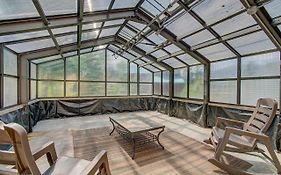 Ten Peaks Lodge